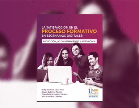Docente de la Católica del Norte, co-autora de importante libro sobre proceso formativo en ambientes digitales