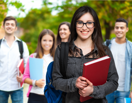 Grupo de jóvenes universitarios.