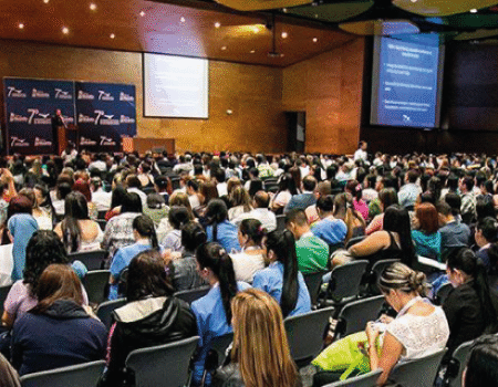 Católica del Norte en Congreso Mundial de Aguacate 2019