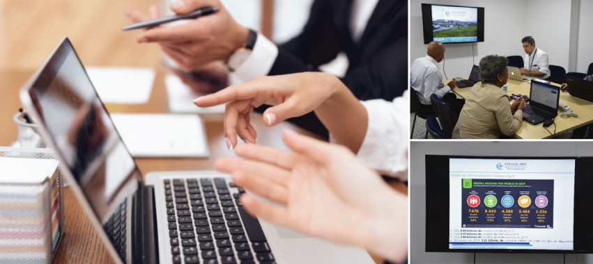 Encuentro con el sector empresarial.