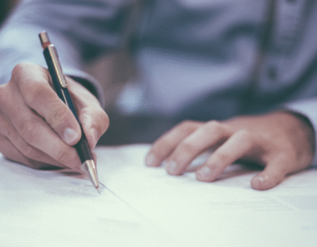 El ensayo académico: aproximación retórica y recomendaciones para su escritura