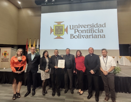 La Católica del Norte recibe reconocimiento por parte de la UPB