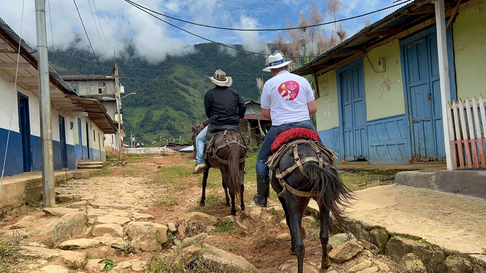 El Aro, Ituango