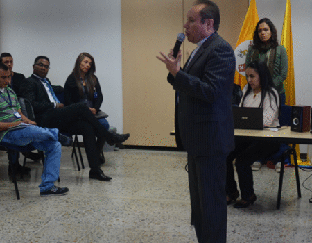 El Ministerio de las TIC Capacita a los Dinamizadores de Telecentros y Centros Aprende en la Herramienta de Inclusión ConVerTIC