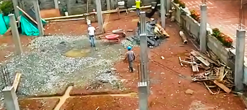 Personas construyendo