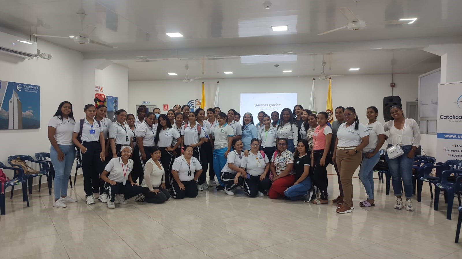 Participanete conversatorio