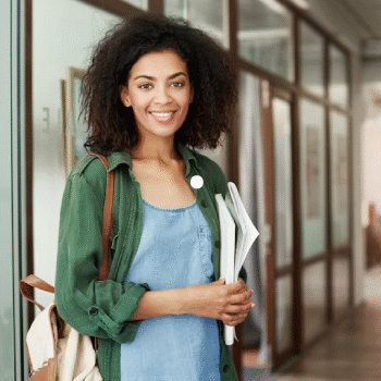 ¡La biblioteca te da la bienvenida en este nuevo bloque académico!