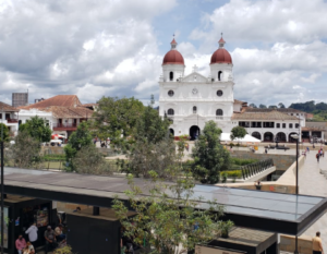 Parque principal del municipio de Rionegro, Antioquia.